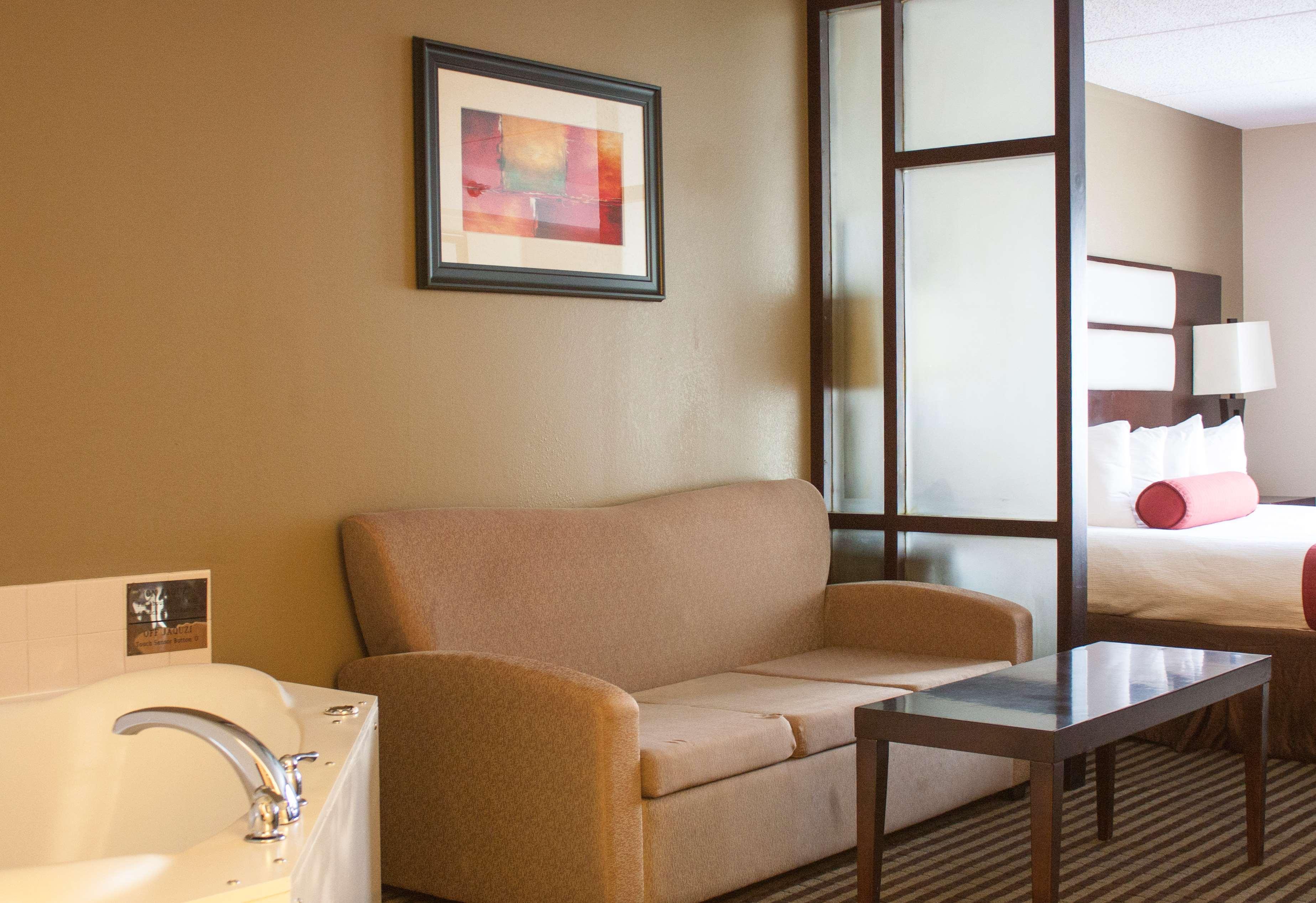 Comfort Inn & Suites Copley Akron Экстерьер фото