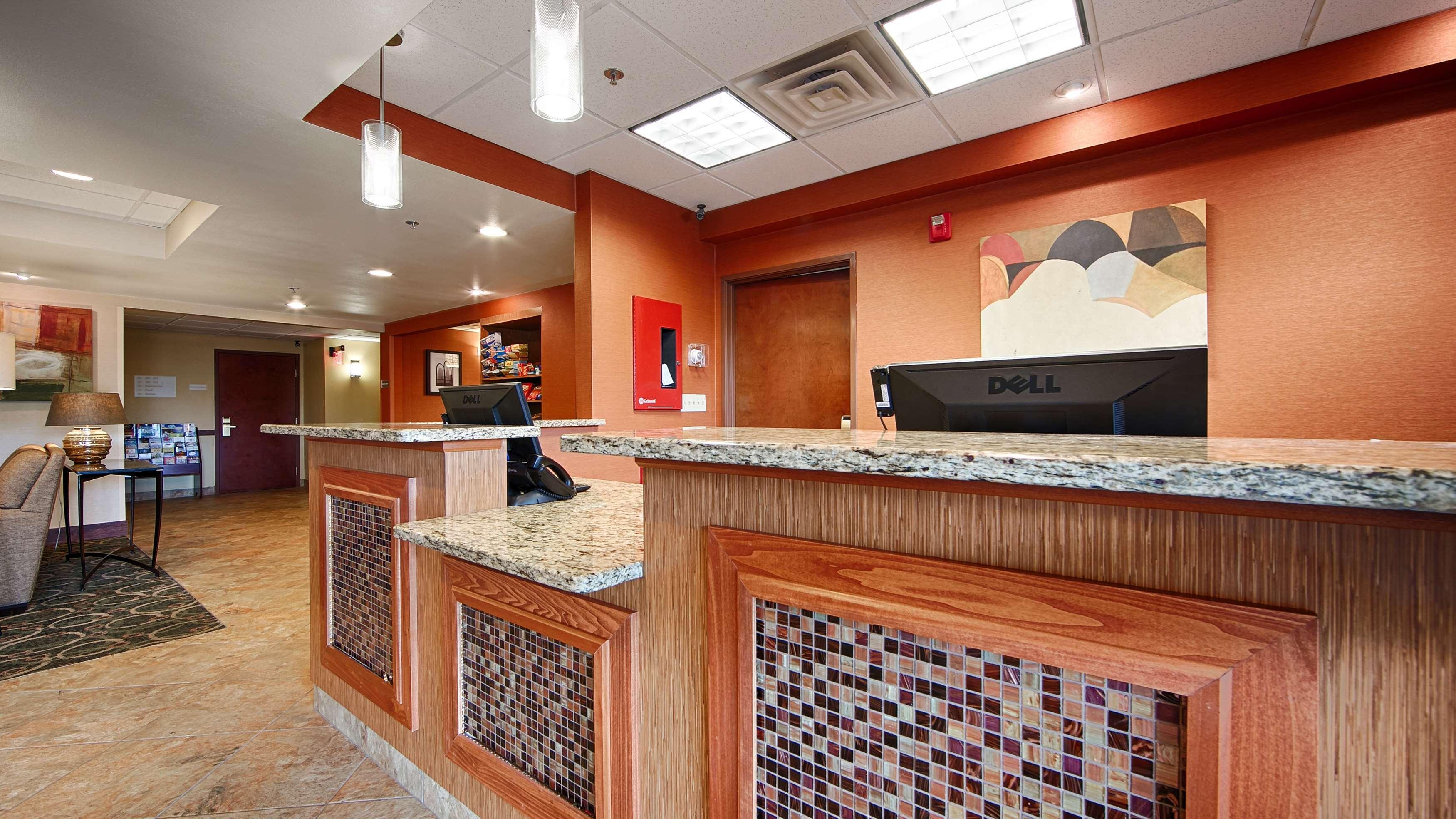 Comfort Inn & Suites Copley Akron Экстерьер фото