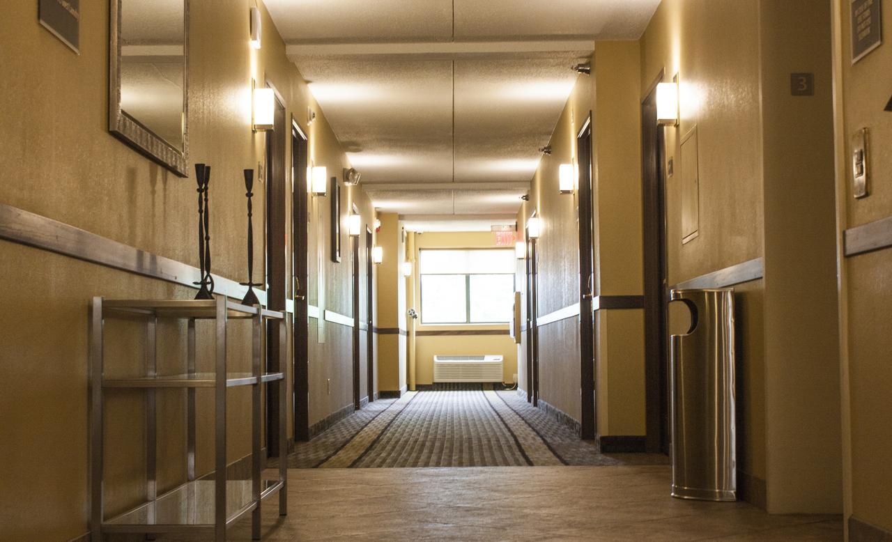 Comfort Inn & Suites Copley Akron Экстерьер фото